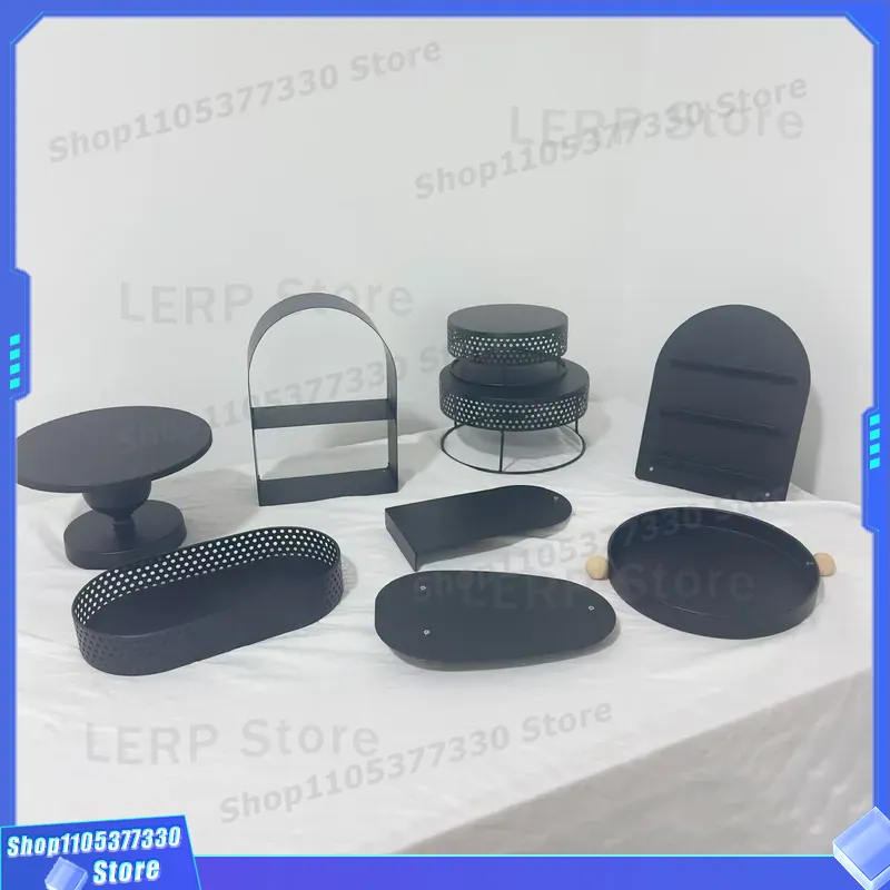 Czarny metalowy stojak na cias – Food Snacks That Are Black recenzja i cena